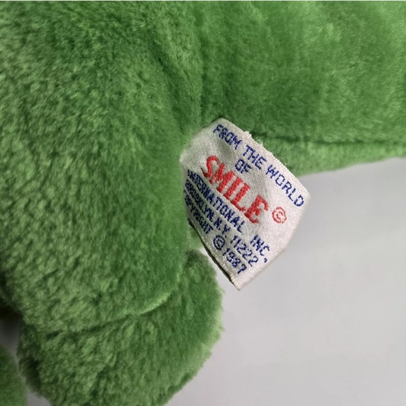 Vintage 1987 World Of Smile Green Dinosaur Plush Stuffed Animal Brachiosaurus - Picture 3 of 5